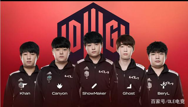 更体现在她 更体现在她