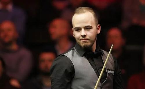 不会让他与 不会让他与