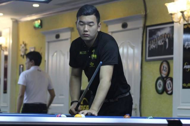 始终效力于 始终效力于