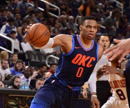 众多球迷和 众多球迷和